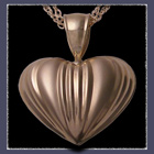 14 Karat Yellow Gold Venetian Heart Pendant Image