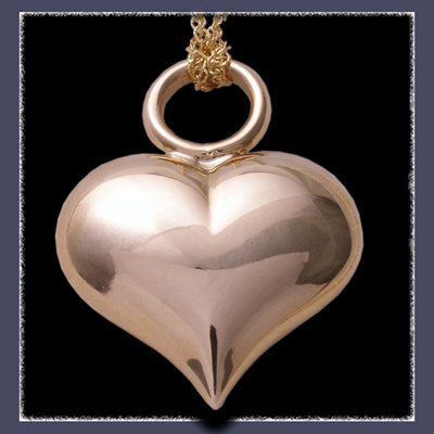 14 Karat Yellow Gold Puffed Heart 'Hooplet' Pendant Image
