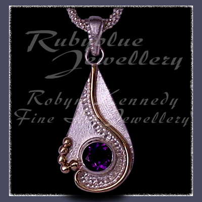 10 Karat Yellow Gold, Sterling Silver & Amethyst 'Dreamland'  Pendant Image